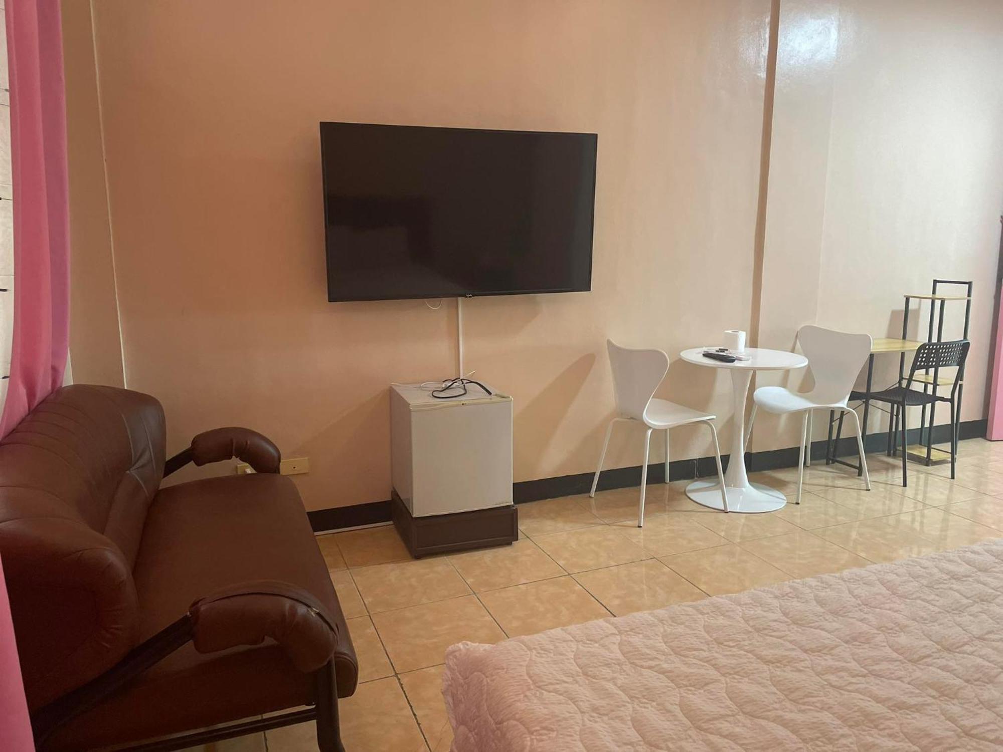 Hotel Good Day Angeles Buitenkant foto