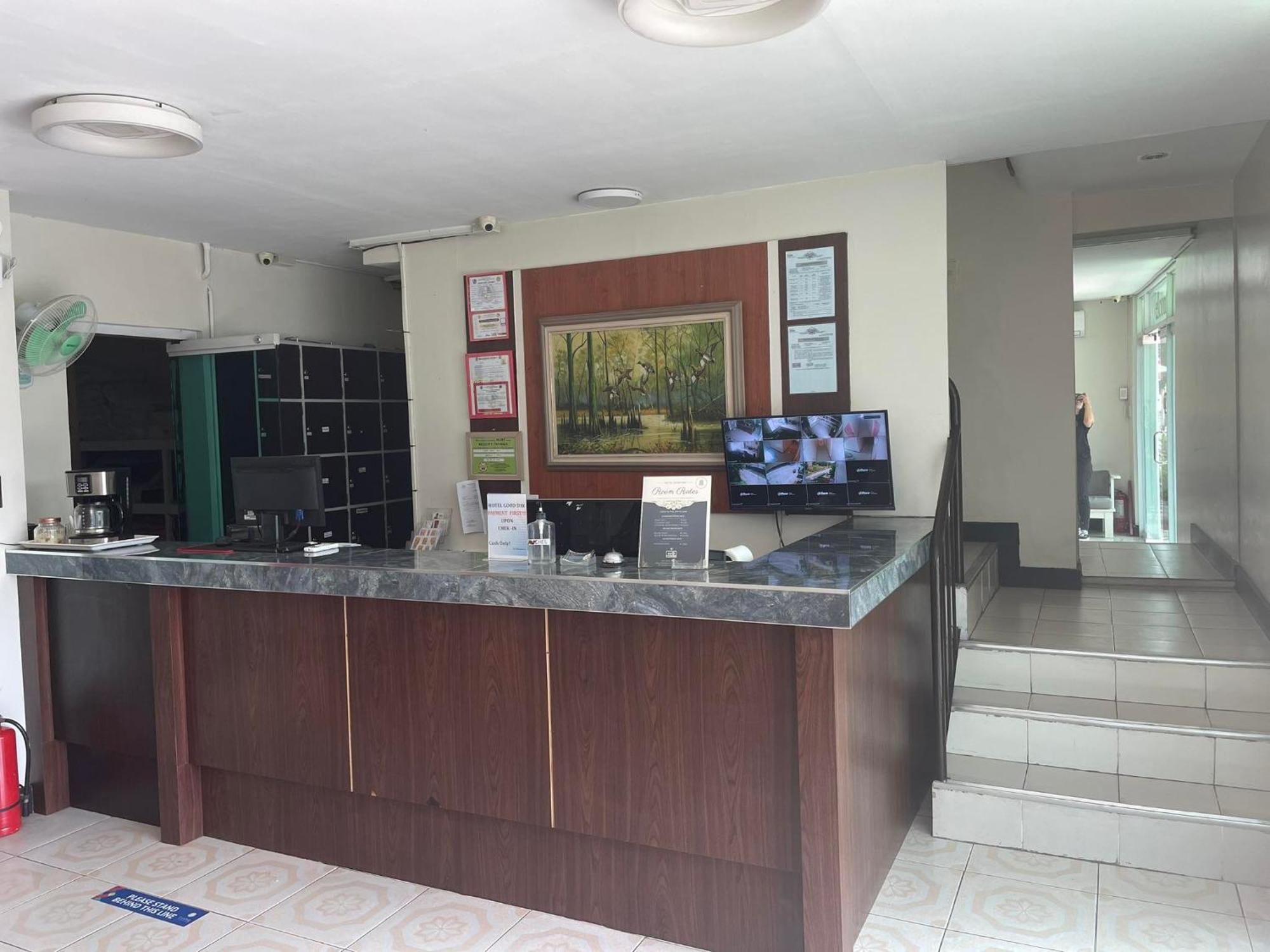 Hotel Good Day Angeles Buitenkant foto